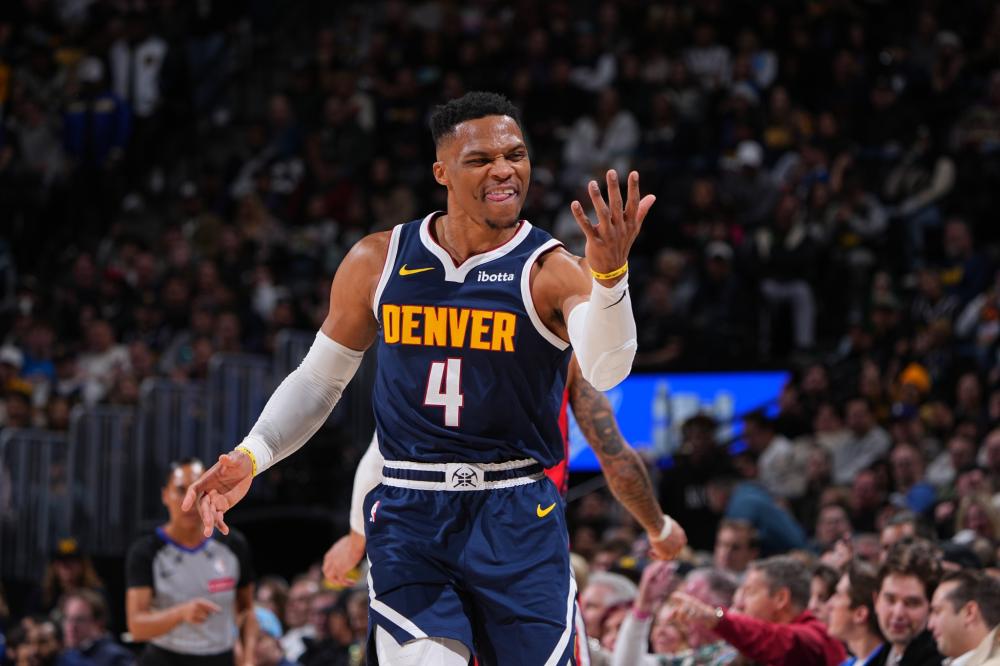 更是历史地 更是历史地