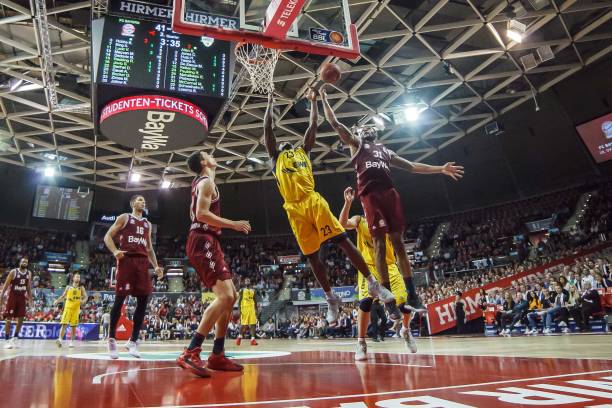 大利亚的女 大利亚的女